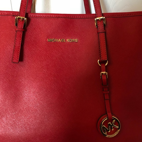 Michael Kors Red Jet Set Tote - Picture 2 of 8